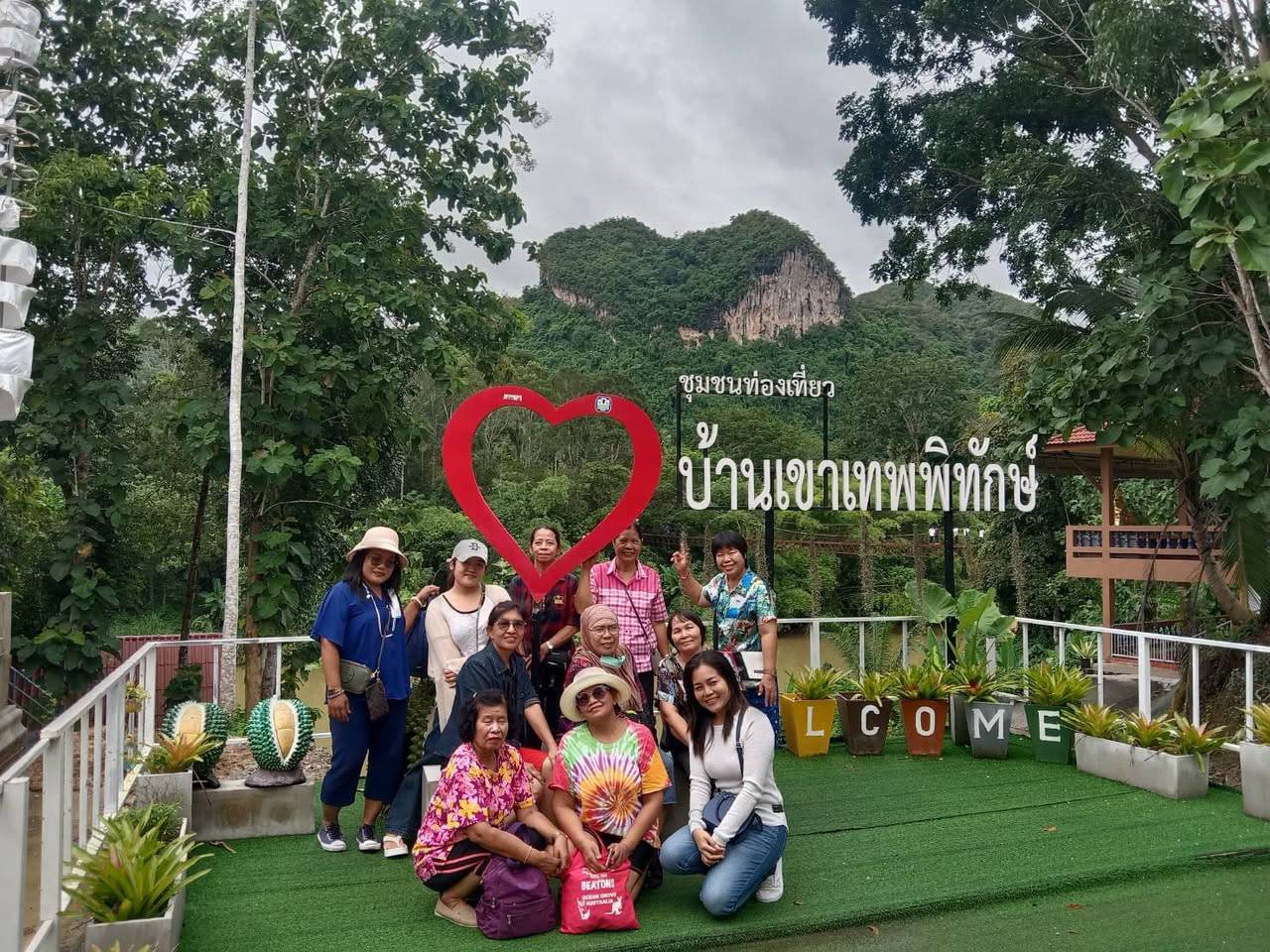 เช่ารถตู้สุราษฎร์ธานี